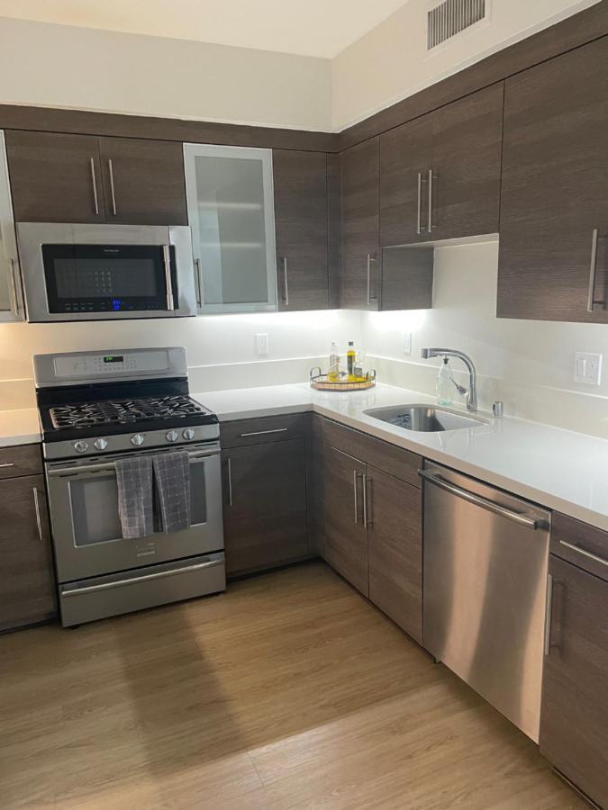 Las Palmas - Modern, Stylish, Spacious, Secure & Tranquil Condo With 2 Master Suite Bedrooms - Wlk To Sm Pier Los Angeles Kültér fotó