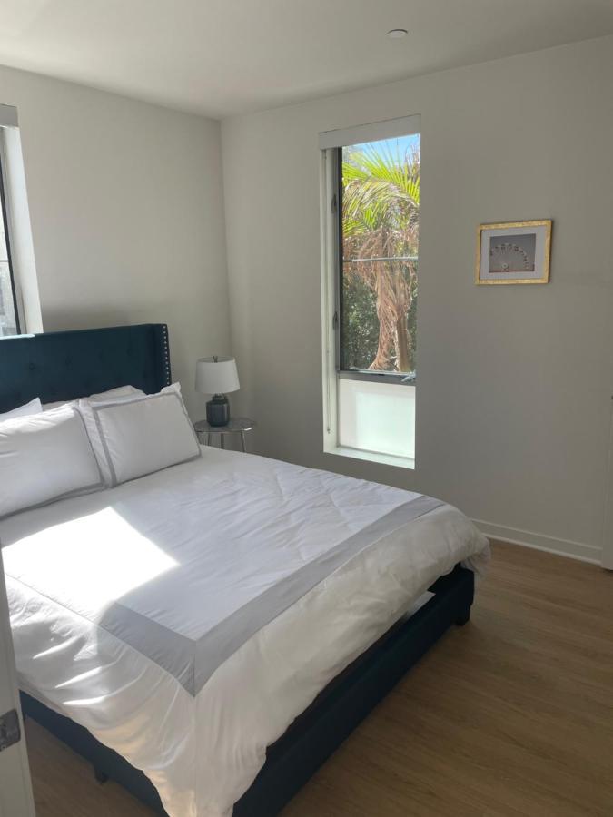 Las Palmas - Modern, Stylish, Spacious, Secure & Tranquil Condo With 2 Master Suite Bedrooms - Wlk To Sm Pier Los Angeles Kültér fotó
