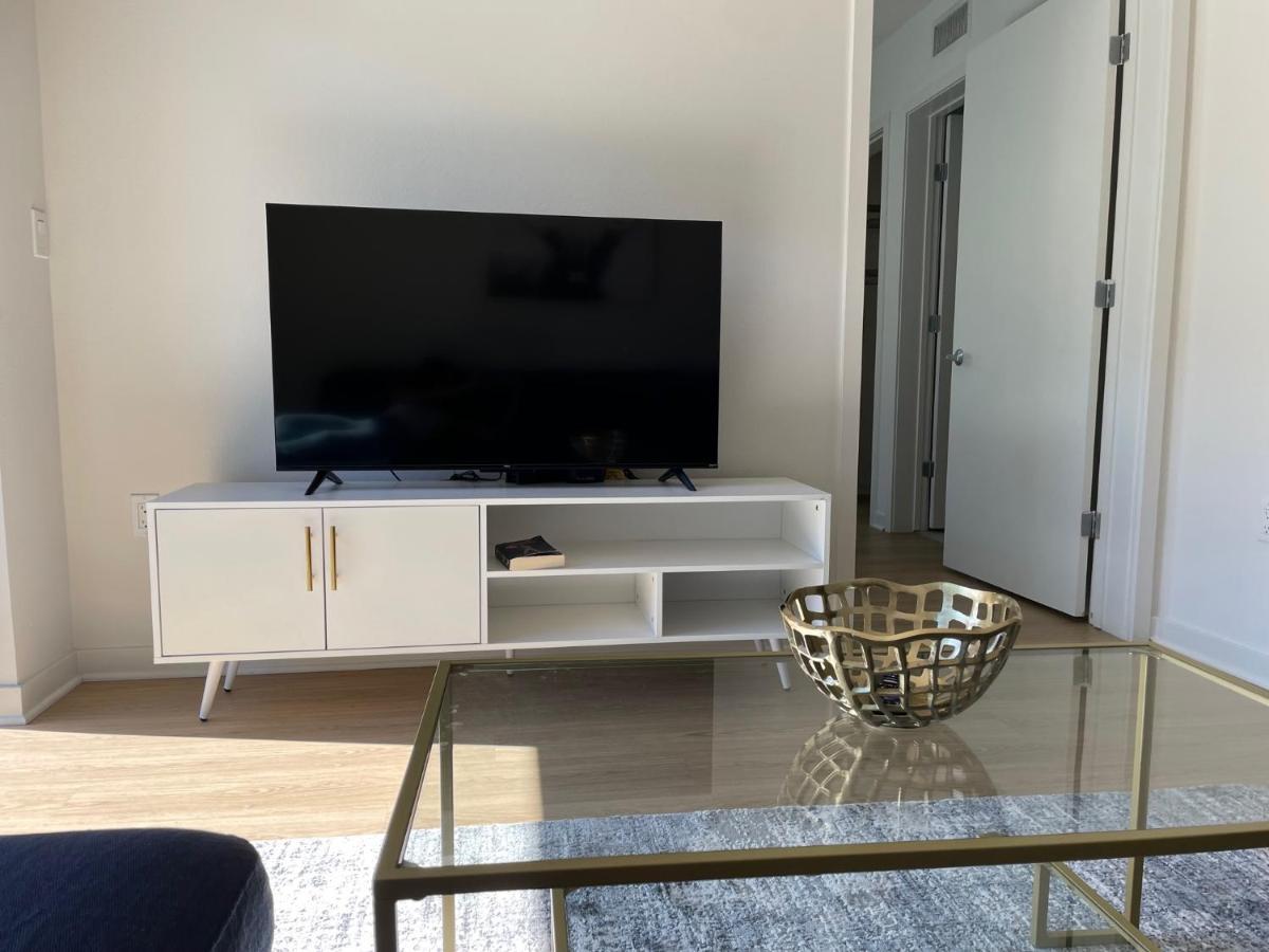 Las Palmas - Modern, Stylish, Spacious, Secure & Tranquil Condo With 2 Master Suite Bedrooms - Wlk To Sm Pier Los Angeles Kültér fotó